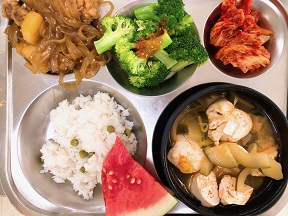 9.21:완두콩밥,수누부찌개,안동찜닭,브로콜리&초장,배추김치,수박
